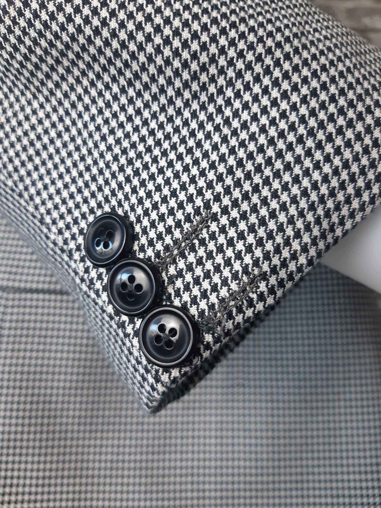 Blazer, Houndstooth