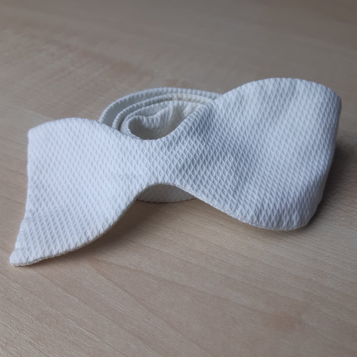 Bowtie, Single End White Butterfly